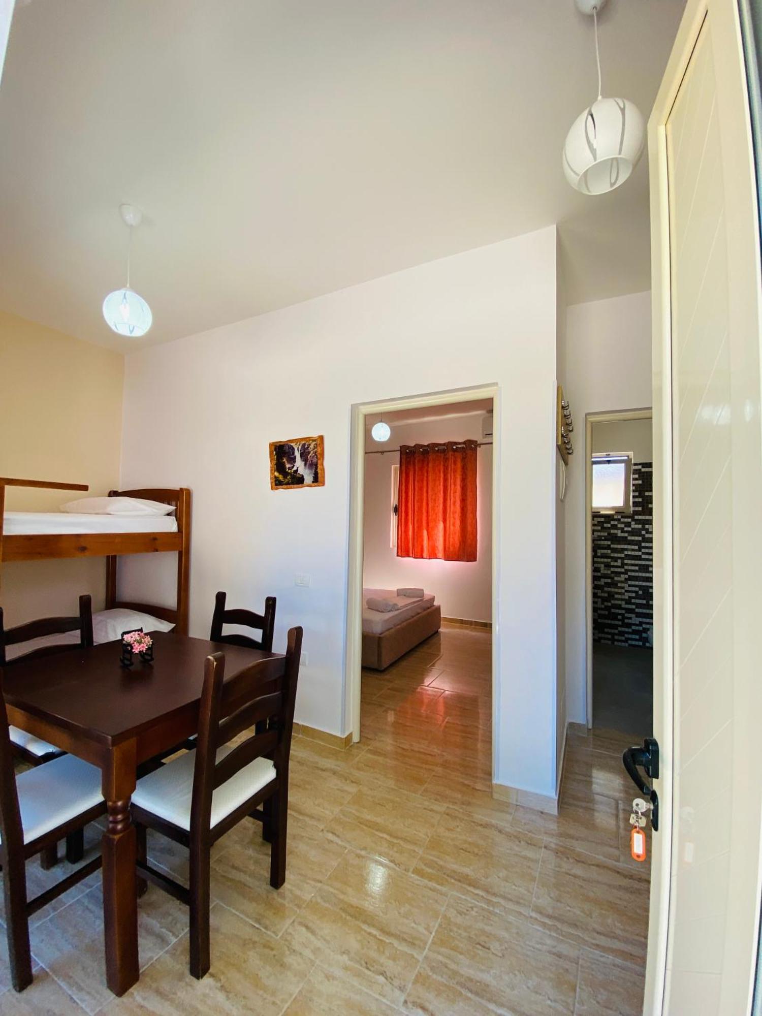 Holiday Cabins Vlore