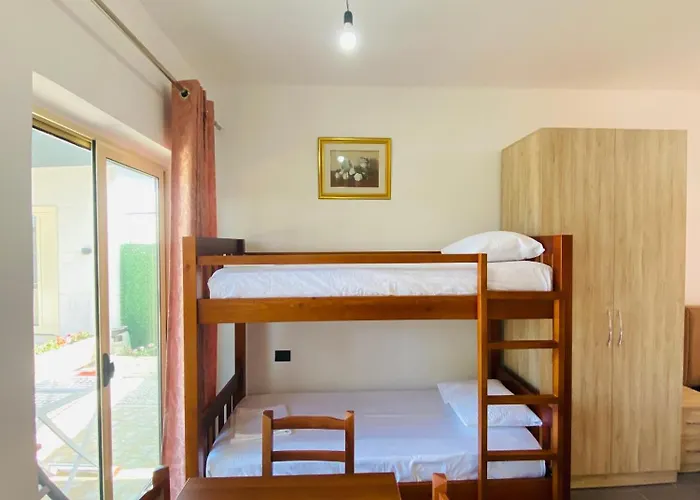 Holiday Cabins Vlore