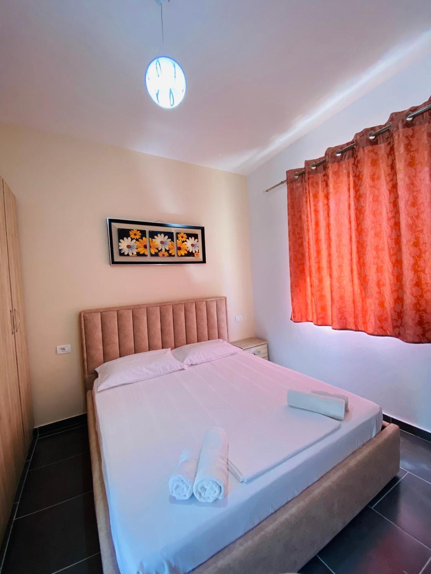 Holiday Cabins Vlore